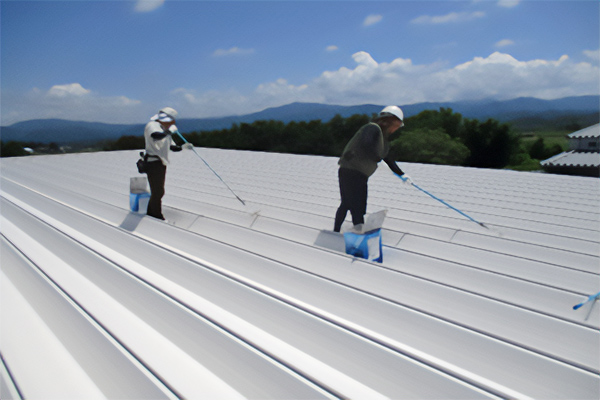 遮熱塗装施工例 塗装作業