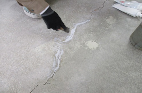 床塗り　静電気帯電防止床用塗料