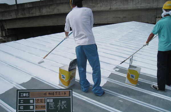 工場屋根遮熱塗装